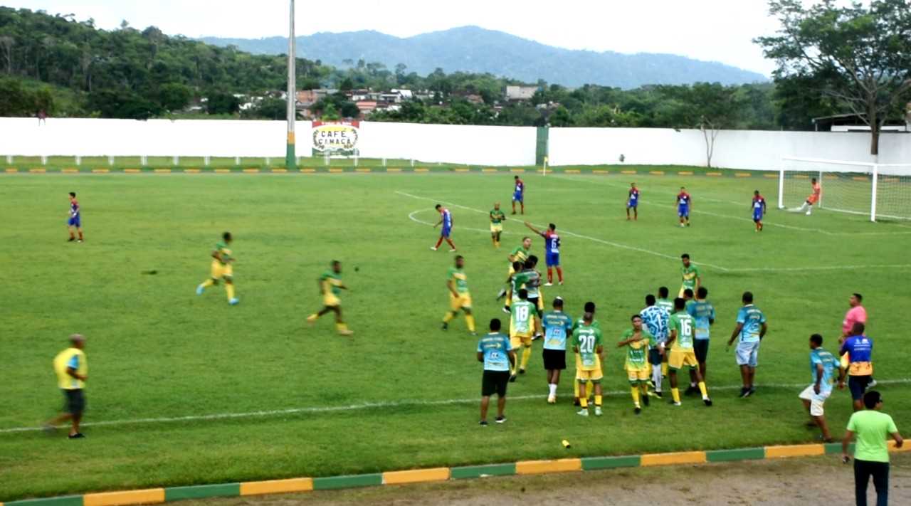 Camacã: Seleção de Camacã vence Santa Luzia e se isola na liderança de seu grupo da Copa Cacau CIMA